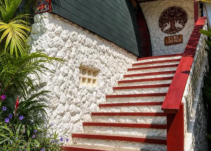 Eywa Retreat 4* Uluwatu (Bali)